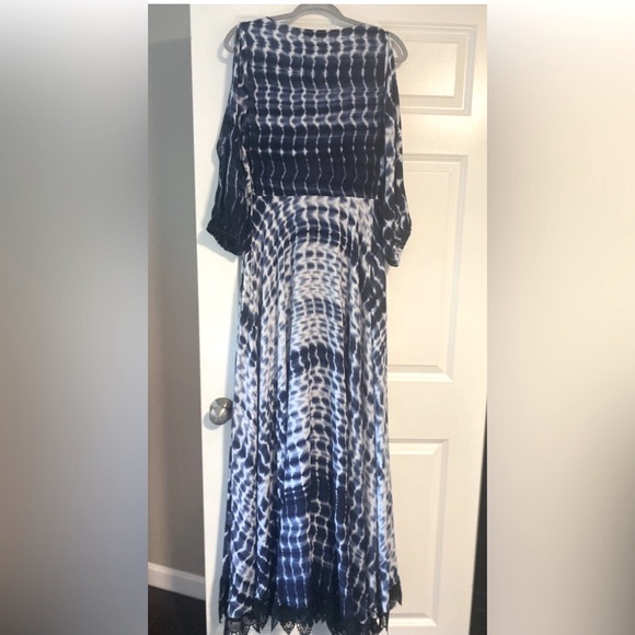 LINE & DOT NWT FRENCH BLUE TIE-DYE MAXI COVER UP - Picture 5 of 10